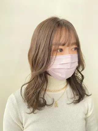 ミディアム カラー 韓国ヘア顔周りカット 艶髪ベージュtamaのヘアスタイル