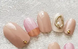 ネイル ゲン レイカのネイルデザイン