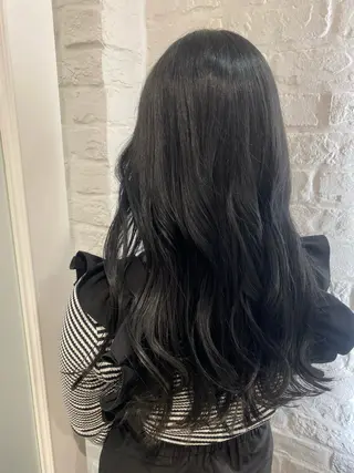 ロング 🍂透明感ベージュ カラー🍂森部杏菜のヘアスタイル