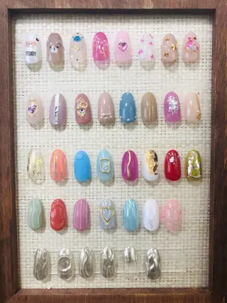 ネイル 西岡 杏のネイルデザイン