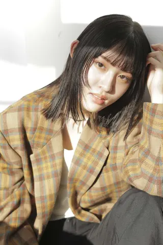 ミディアム しもかわ かほのヘアスタイル