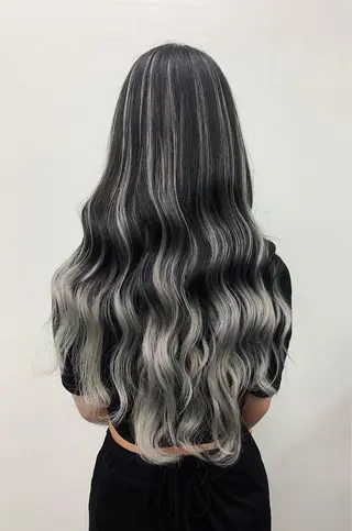 ミディアム Mululu所属・京都最安価エクステ muuka🦋のヘアスタイル