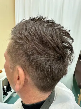 カラー メンズ 外山 理都子のエステ・リラクイメージ