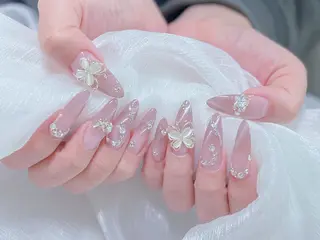 ネイル ネイルサロンエクラ 🫧Shizukaのネイルデザイン