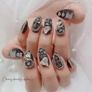 ネイル SAKURA 🍒のネイルデザイン