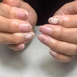 ネイル atelier　FIORITURA所属・FIORITURA aiのネイルデザイン