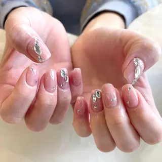 ネイル 新井 ひなののネイルデザイン