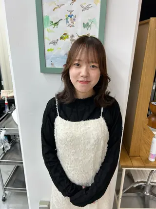 ミディアム 藤原 あかりのヘアスタイル