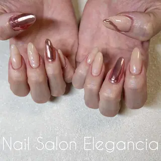 カラー ネイル Elegancia. Hiromiのネイルデザイン