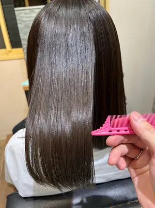 ミディアム カラー ワタイショウタ 髪質改善✨眉毛サロンのヘアスタイル