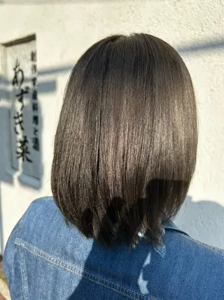 ミディアム カラー 永木 楓のヘアスタイル