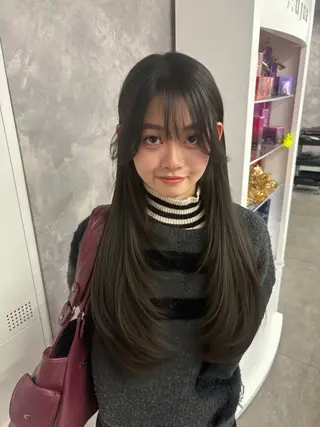 セミロング カラー 柔らかカラー/ レイヤーYUTO🧋のヘアスタイル