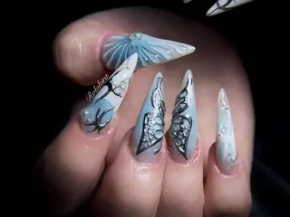 ネイル Rola kira nail salon所属・Rola kira 麗のネイルデザイン