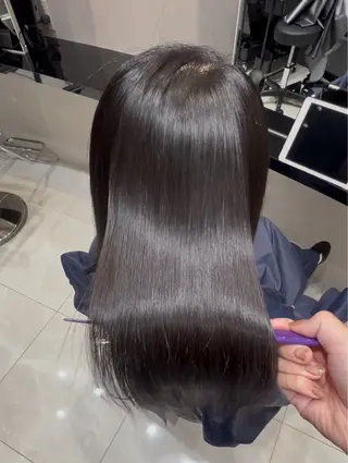 セミロング 轟 千夏のヘアスタイル