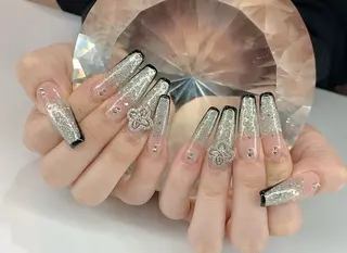 ネイル LoaChaton kaeのネイルデザイン