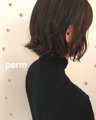 ミディアム パーマ salon AKIRA所属・市川 千夏のヘアスタイル