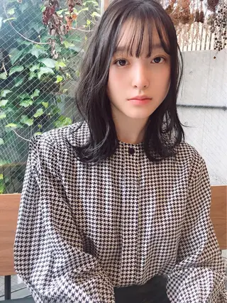 ミディアム シンプル+αな デザインを 松崎陸のヘアスタイル
