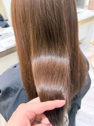 ロング カラー 幕内 梨乃亜のヘアスタイル