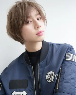 ショート 横山 広樹のヘアスタイル