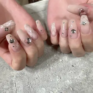 ネイル 東 千夏のネイルデザイン