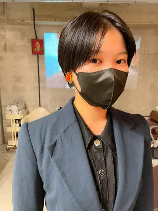 ショート カラー パーマ/レイヤー 岩山丈一郎のヘアスタイル