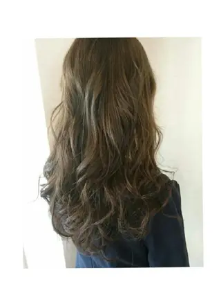 ロング カラー JIL BLAN 京都所属・RU RIのヘアスタイル