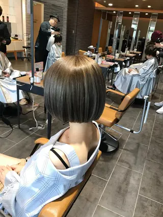 ショート ému エミュ　hair &spa所属・近藤 みゅうまのヘアスタイル