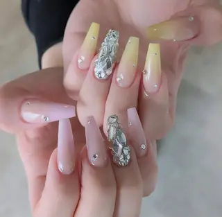 ネイル カスミ 💛吉祥寺のネイルデザイン