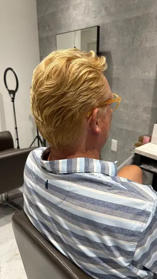 カラー Grow by NYNY 久野 結生のヘアスタイル