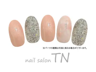 ネイル 矢川 まどかのネイルデザイン