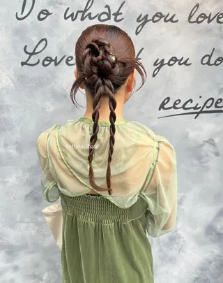 ロング ヘアアレンジ 黒阪 なみのヘアスタイル