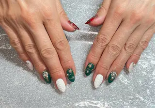 ネイル VIERU 🌈🎀💖のネイルデザイン