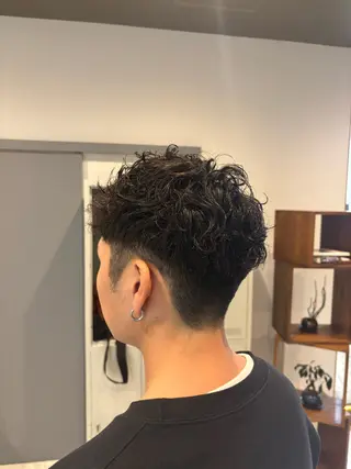 パーマ メンズ 田中 藍人のヘアスタイル