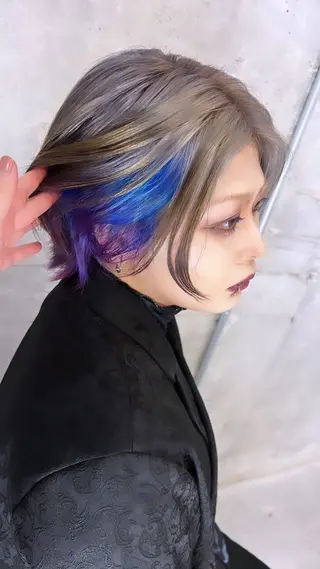 カラー TOBITA TAKARAのヘアスタイル