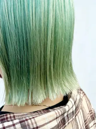 ミディアム 小関 仁晴のヘアスタイル