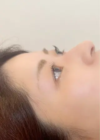 マツエク・マツパ 中島 さなえのヘアスタイル