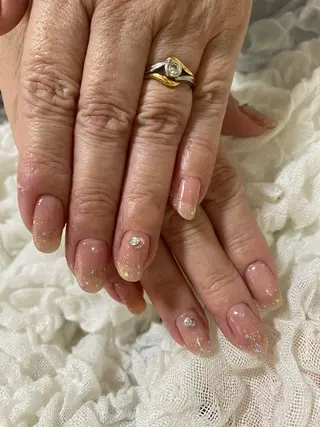 ネイル SHiORi☺︎ 【ネイルワン】のネイルデザイン