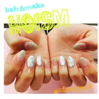 ネイル マツエク・マツパ 指名支持率NO.1 スタイリストのヘアスタイル