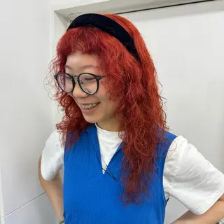 セミロング カラー 繭所属・こはる／ハードパーマ /癖毛風パーマ🧃のヘアスタイル