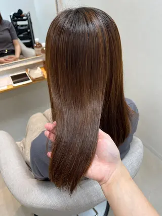 ミディアム ショート/白髪ぼかし 君和田若菜のヘアスタイル