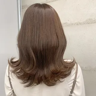 ミディアム カラー 透明感/オリーブ/ グレージュ/YUKAのヘアスタイル