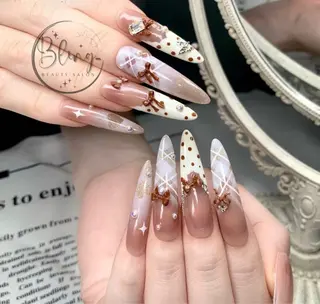 ロング Bling Salonのネイルデザイン
