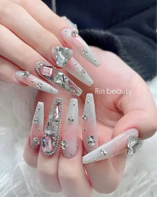 ロング Rin Nail 新大久保店のネイルデザイン