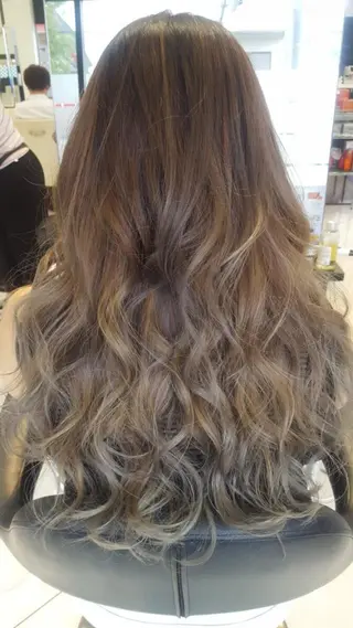 ロング 斉藤 翔平のヘアスタイル