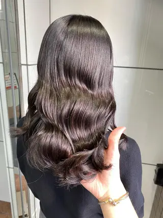 ロング カラー 岩崎 昭憲のヘアスタイル