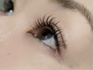 マツエク・マツパ Blossomミカ 🦋眉マツパマツエクのマツエク・マツパデザイン