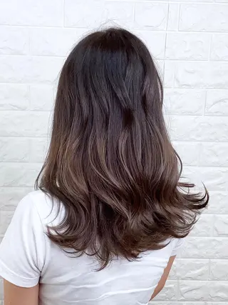 セミロング カラー エイジングケア特化 美容師✂️山崎竜二のヘアスタイル