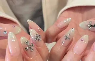 ネイル Kaka_ パラジェル、長さだしのネイルデザイン