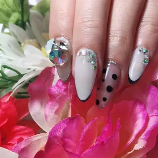 ネイル マルサンカクシカク所属・○△□ 守口市のネイルデザイン