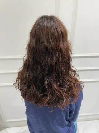 セミロング パーマ 越智 彩心のヘアスタイル
